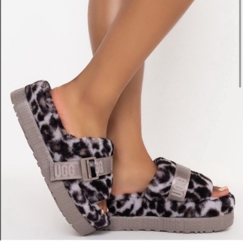 UGG Fluffita Animal Print Platform Slide Sheepskin Slippers Women’s Size 8
